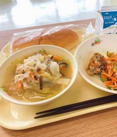 命を育むおいしい給食の提供